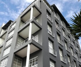 Apartment / Flat For Sale in Green Point, Cape Town