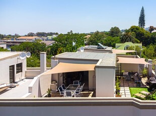 Apartment / Flat For Sale in Roundhay, Somerset West