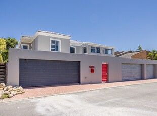 House For Sale in Blouberg Sands, Blouberg