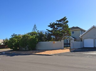 House For Sale in Bloubergrant, Blouberg