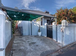 House For Sale in Brooklyn, Milnerton