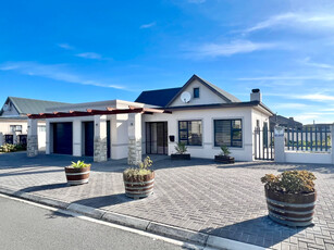 House For Sale in Burgundy Estate, Milnerton