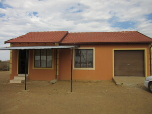 HOUSE FOR SALE IN EXT 25