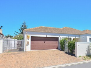 House For Sale in Flamingo Vlei, Blouberg