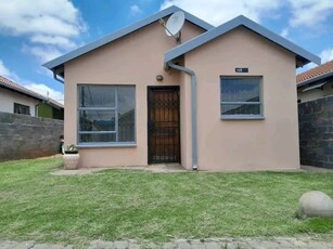 House For Sale in Fleurhof, Roodepoort