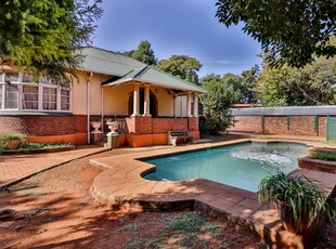 House For Sale in Florida, Roodepoort