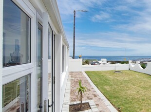 House For Sale in Gansbaai Central, Gansbaai