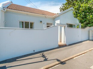 House For Sale in Gardens, Cape Town