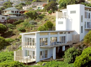 House For Sale in Glencairn Heights, Simons Town