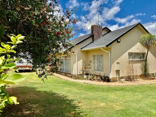 House For Sale in Greenhills, Randfontein