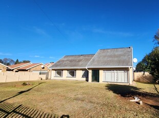 House For Sale in Greenhills, Randfontein