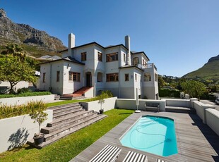 House For Sale in Higgovale, Cape Town