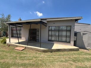 House For Sale in Homelake, Randfontein