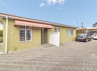 House For Sale in Ottery