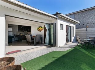 House For Sale in Parklands North, Blouberg