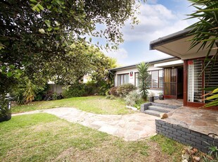 House For Sale in Penlyn Estate