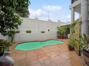 House For Sale in Plattekloof