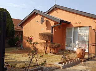 House For Sale in Randgate, Randfontein