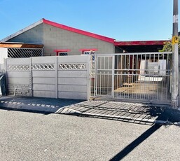 House For Sale in Rocklands, Mitchells Plain