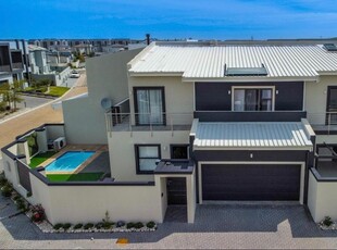 House For Sale in Sandown, Blouberg