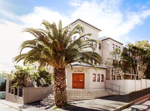 House For Sale in Sea Point, Cape Town