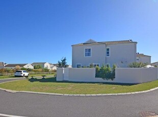 House For Sale in Sunningdale, Blouberg