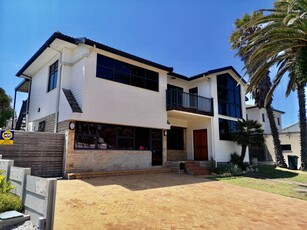 House For Sale in Van Riebeeckstrand, Melkbosstrand