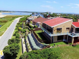 Picturesque views! Ocean & Lagoon views from every room!!