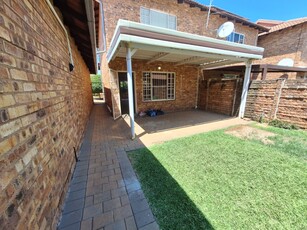 Townhouse For Sale in Annlin, Pretoria