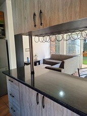 Townhouse For Sale in Hatfield, Pretoria