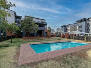 Townhouse For Sale in Oakdene, Johannesburg