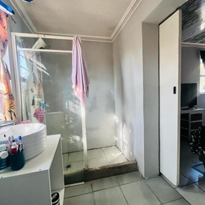 2 bedroom, Port Elizabeth Eastern Cape N/A