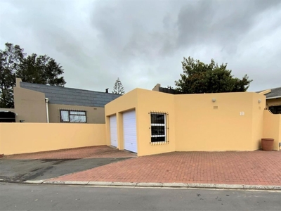 3 Bedroom House Sold in Edgemead
