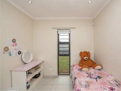 3 bedroom, Port Elizabeth Eastern Cape N/A