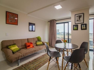 Apartment For Rent In Zonnebloem, Cape Town