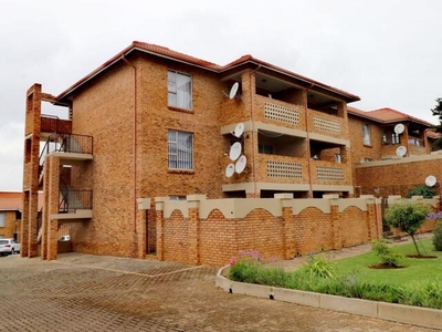 Apartment For Sale In Birchleigh, Kempton Park