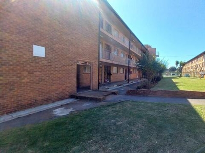 Apartment For Sale In Crown Gardens, Johannesburg