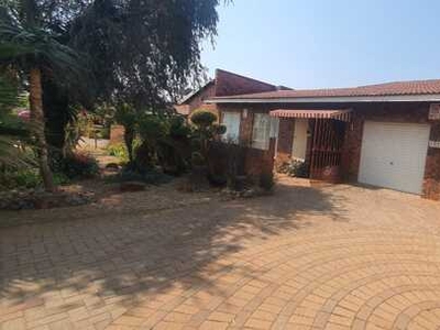 Apartment For Sale In Westonaria, Gauteng