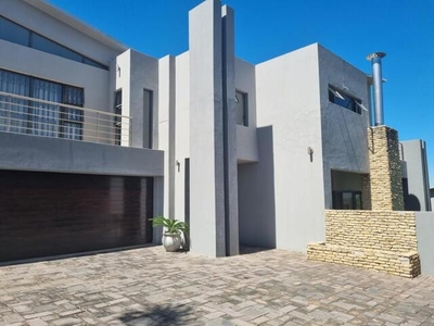 House For Rent In Amberfield Manor, Centurion