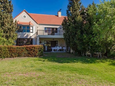 House For Rent In Boschenmeer Golf & Country Estate, Paarl