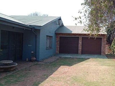 House For Rent In Mineralia, Middelburg