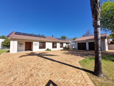 House For Sale In Ceres, Western Cape