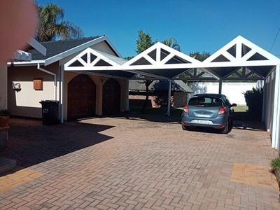 House For Sale In Dorandia, Pretoria