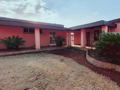 House For Sale In Eloff, Delmas
