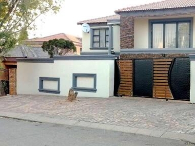 House For Sale In Kagiso, Krugersdorp