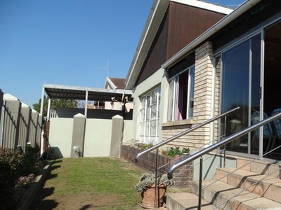 House For Sale In Parkside, Port Elizabeth
