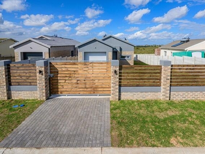 House For Sale In Parsons Ridge, Port Elizabeth
