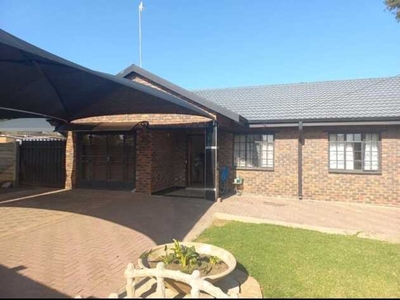 House For Sale In Riversdale, Meyerton