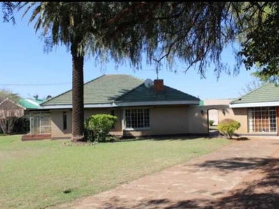House For Sale In Three Rivers, Vereeniging