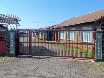Townhouse For Sale In Lewisham, Krugersdorp